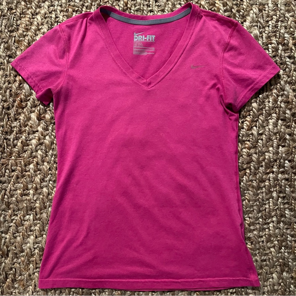 Nike DriFit Tee Shirt Pink Small Cap Sleeve Swoosh